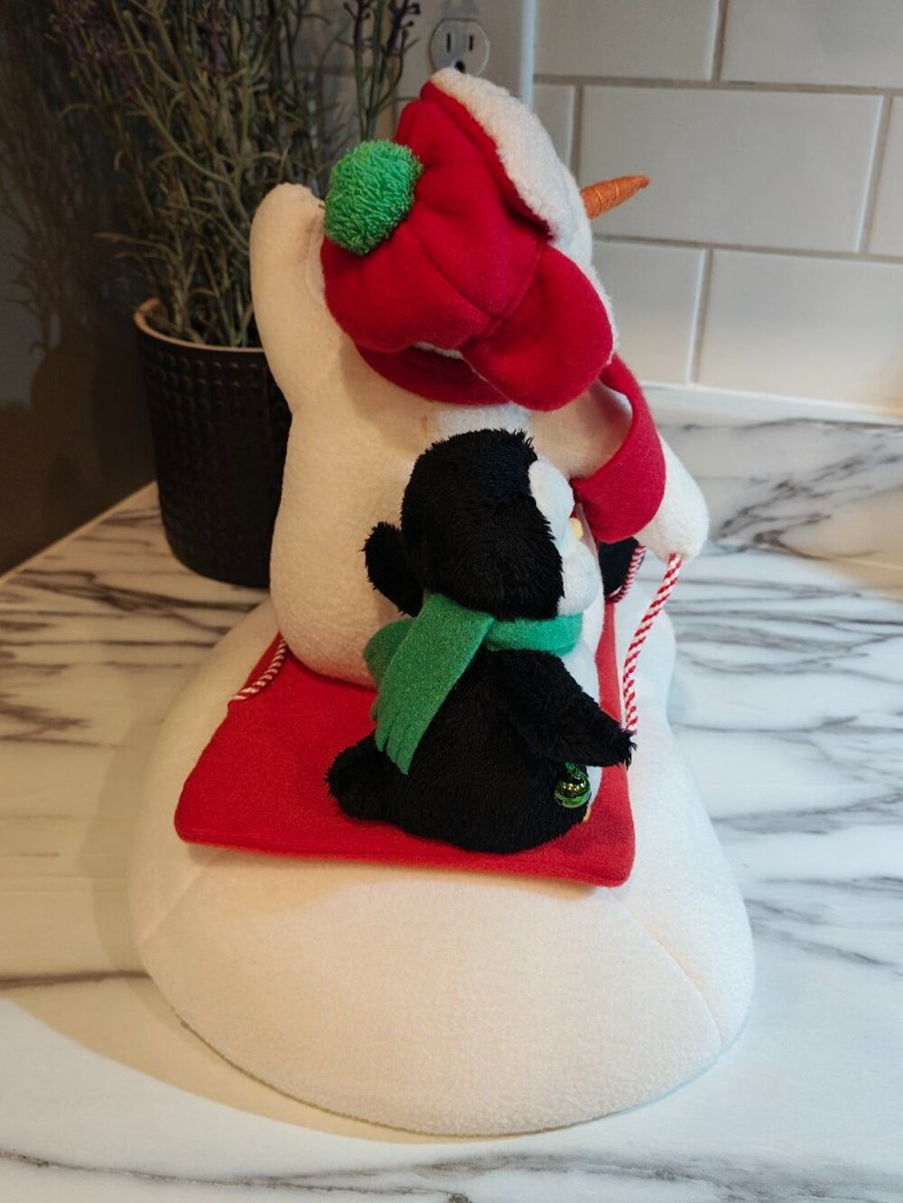 Hallmark 2007 Jingle Pals “Snow What Fun” Animated Plush - Picture 2 of 5